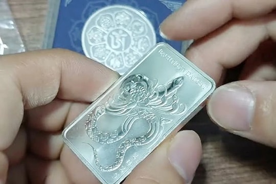 Giá bạc hôm nay 24/5/2025: Giá bạc tăng những vẫn thấp hơn kỳ vọng