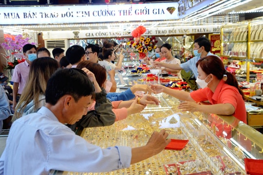 Giá vàng chiều nay 24/5/2025: Giá vàng trong nước và thế giới tăng trở lại 121 triệu đồng