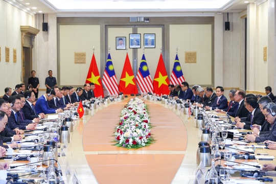 Thủ tướng Phạm Minh Chính hội đàm với Thủ tướng Malaysia