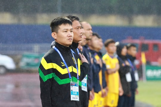 HLV Phan Như Thuật lạc quan về khả năng trụ hạng của Sông Lam Nghệ An