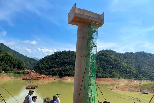 Phấn đấu hoàn thành cầu Suối Hộc (Tương Dương) trong quý IV năm 2025