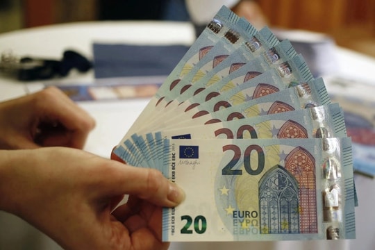 Tỷ giá Euro hôm nay 27/5/2025: Đồng Euro muốn trở thành đối trọng thực sự của đồng USD