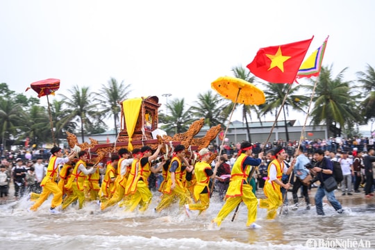 Đánh thức giá trị văn hóa biển trong phát triển du lịch Nghệ An