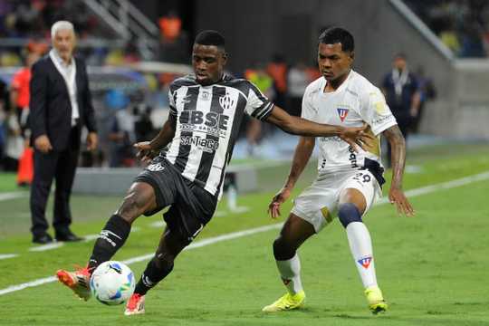 Nhận định, dự đoán LDU Quito vs Central Cordoba: Đánh gục đội đầu bảng
