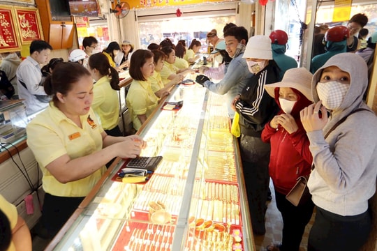 Giá vàng hôm nay 30/5/2025: Đảo chiều tăng mạnh