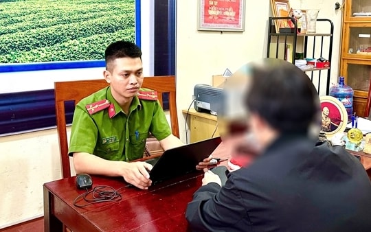 Giả danh công an ép nam sinh dàn cảnh bị bắt cóc đòi tiền chuộc