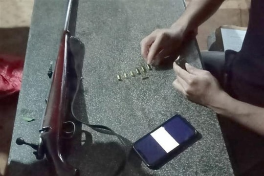 Tàng trữ vũ khí thể thao trái phép, người đàn ông ở Nghệ An bị phạt 30 triệu đồng