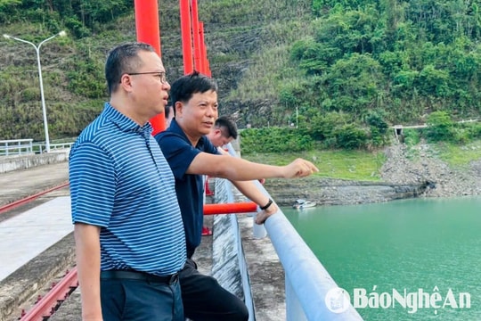 Tổng Giám đốc Tổng công ty Phát điện 1 kiểm tra an toàn vận hành tại Nhà máy Thủy điện Bản Vẽ