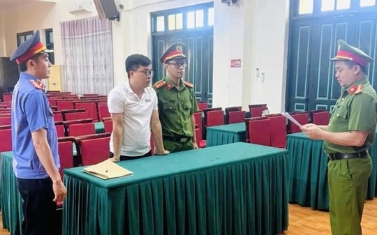 Kế toán 4 công ty 'vẽ đường' mua bán trái phép 350 tỷ đồng tiền hóa đơn