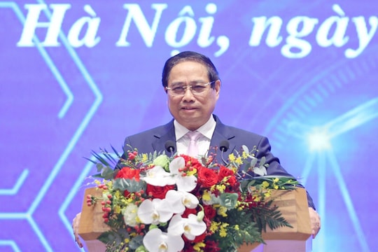 Thủ tướng Chính phủ toạ đàm với doanh nghiệp về phát triển kinh tế tư nhân