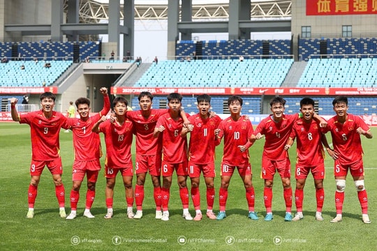 U16 Việt Nam ngược dòng đánh bại U16 Ả Rập Xê Út tại giải quốc tế CFA 2025