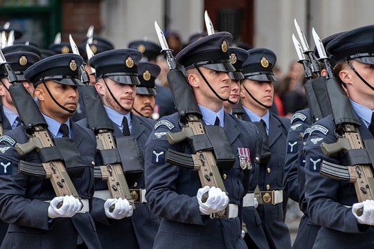 Anh công bố kế hoạch tăng mạnh sản xuất vũ khí, xây dựng ít nhất 6 nhà máy mới