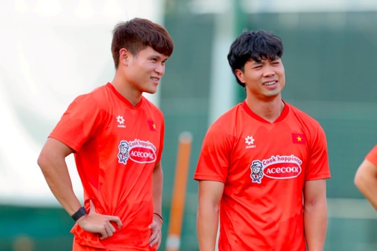 Tuyển Việt Nam đón tin vui, Công Phượng và Đình Triệu trở lại sau chấn thương