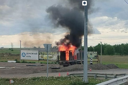 Mỹ có thể ngừng hỗ trợ Ukraine vì các cuộc tấn công vào Nga