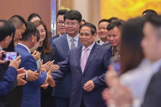 Hai tuần phải trả lời - mệnh lệnh chấm dứt sự vô cảm của cán bộ