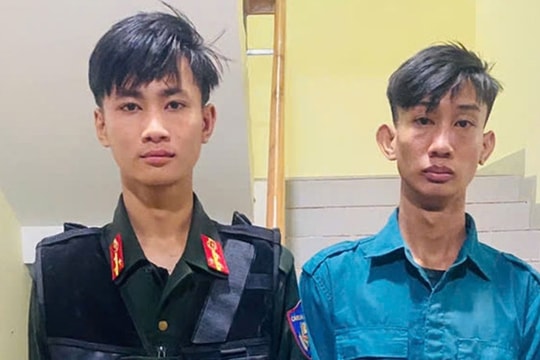 Thiếu niên 16 tuổi giả danh cảnh sát, chặn xe người đi đường để cưỡng đoạt tiền