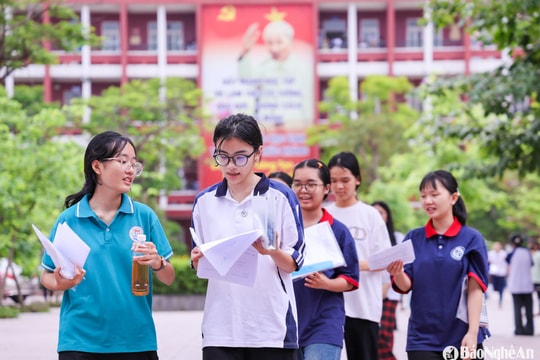 Nghệ An chính thức công bố điểm thi vào lớp 10 và trường chuyên Phan Bội Châu