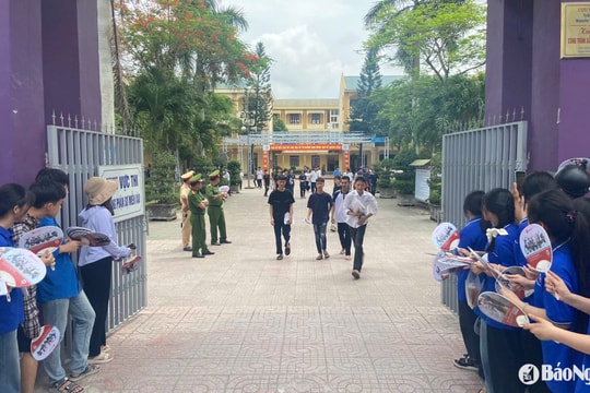 Nghệ An làm rõ sự việc giám thị ứng xử không phù hợp khi coi thi vào lớp 10