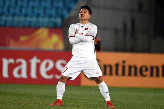 Văn Thanh ký hợp đồng với cựu vương V-League; 4 ngoại binh nhập tịch của đội tuyển Malaysia đấu Việt Nam "khủng" thế nào?