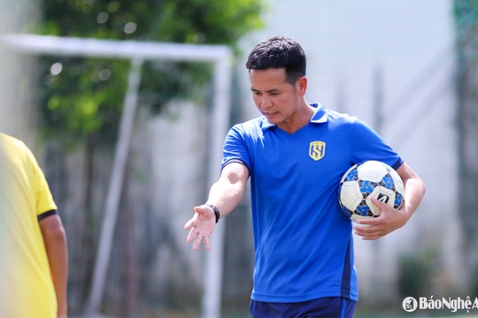 Huấn luyện viên trưởng U13 Sông Lam Nghệ An đánh giá cao U13 Hoàng Anh Gia Lai trước trận quyết định
