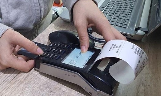 Hộ kinh doanh không sử dụng hóa đơn điện tử khởi tạo từ máy tính tiền bị phạt bao nhiêu?