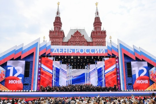 Điện Kremlin hoan nghênh thông điệp Ngày nước Nga của Mỹ là 'rất tích cực'