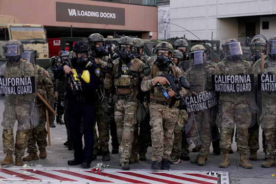 Tòa án Mỹ ra phán quyết chặn ông Trump triển khai Vệ binh Quốc gia tại Los Angeles