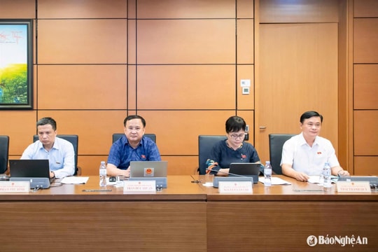 Đại biểu Quốc hội đoàn Nghệ An nêu ý kiến về cơ chế huy động vốn đầu tư đường sắt tốc độ cao