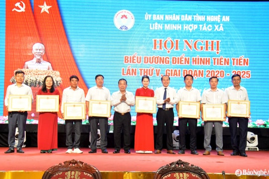 Nghệ An biểu dương các hợp tác xã tiêu biểu