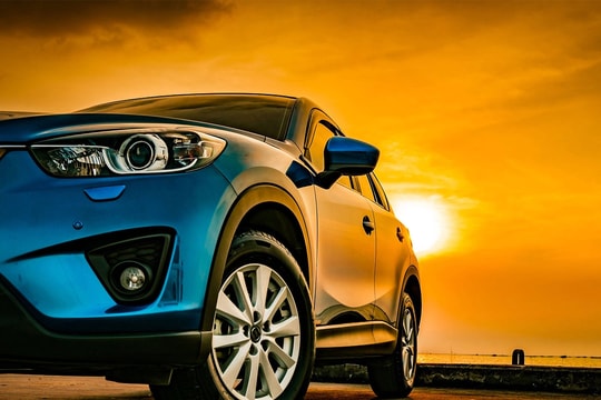 Những đồ dùng không để trong xe hơi khi đỗ dưới trời nắng nóng