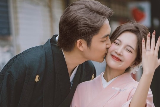 'Cặp đôi giờ vàng VTV' Đình Tú - Ngọc Huyền xác nhận yêu đương