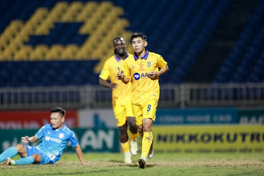 Sông Lam Nghệ An có gây khó cho SHB Đà Nẵng ở vòng đấu cuối V.League?