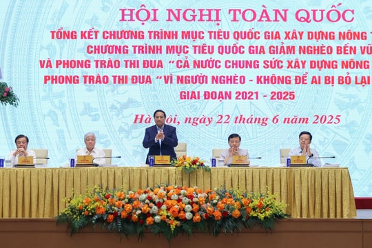 Thủ tướng Chính phủ trao tặng Huân chương Lao động hạng Ba cho các huyện Nam Đàn, Đô Lương và Diễn Châu (Nghệ An)
