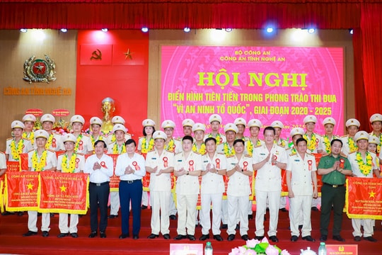 Công an tỉnh Nghệ An biểu dương 80 điển hình tiên tiến trong phong trào thi đua “Vì an ninh Tổ quốc”