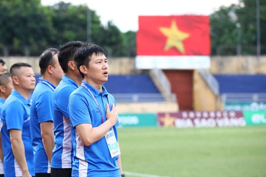 HLV Phan Như Thuật chia sẻ yếu tố quan trọng giúp Sông Lam Nghệ An vào chung kết Cúp Quốc gia sau 8 năm chờ đợi