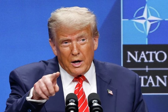 Tổng thống Trump giải thích lý do chậm trễ trong giải quyết vấn đề Ukraine