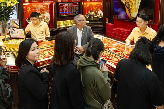 Giá vàng hôm nay 29/6/2025: Giá vàng trong nước và thế giới giảm tuần thứ hai liên tiếp