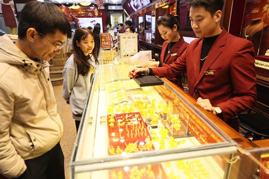 Giá vàng chiều nay 28/6/2025: Giảm thêm nửa triệu