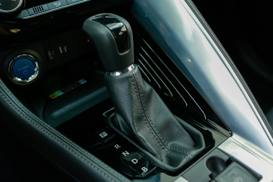 Số B trên ô tô có ý nghĩa gì, khi nào nên sử dụng?