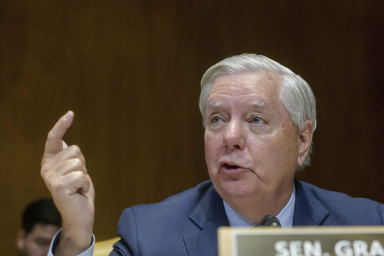 Mỹ sẽ áp thuế 500% với các đối tác của Nga