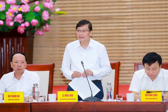 Chủ tịch UBND tỉnh Nghệ An Lê Hồng Vinh: Bảo đảm bộ máy mới đi vào hoạt động thông suốt, liên tục, hiệu quả