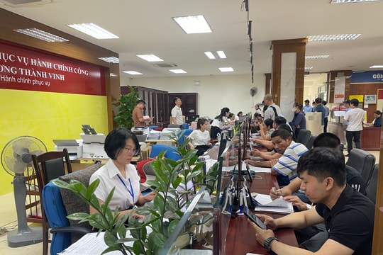 Chỉ đạo mới của Bộ Chính trị, Ban bí thư về phân cấp, phân quyền khi vận hành chính quyền địa phương 2 cấp