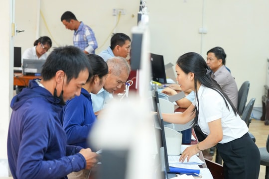 Ghi nhận ngày đầu tiên vận hành mô hình chính quyền 2 cấp ở Nghệ An