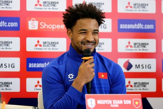 Nguyễn Xuân Son bất ngờ 'mất' hơn 1,5 tỷ đồng; Arsenal sắp 'nổ' bom tấn chuyển nhượng Viktor Gyokeres