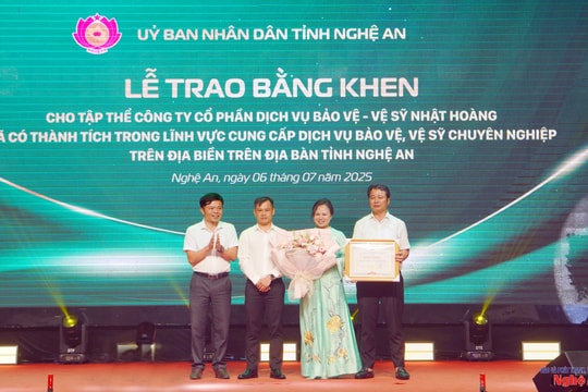 Công ty CP Dịch vụ Bảo vệ - Vệ sỹ Nhật Hoàng đón nhận Bằng khen của Chủ tịch UBND tỉnh Nghệ An