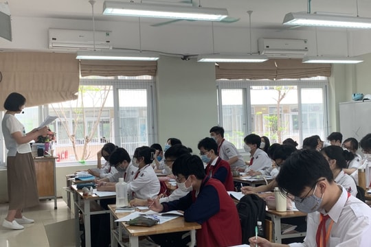 Học phí đại học ngày càng tăng cao, năm 2025 học phí có thể lên tới hàng trăm triệu đồng