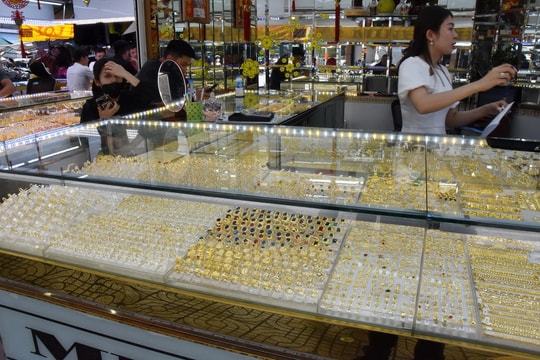 Giá vàng hôm nay 7/7/2025: Người mua vàng thua lỗ dù có 1 tuần tăng mạnh