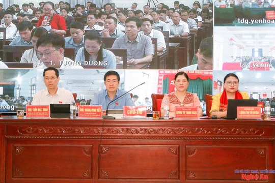 Cử tri xã Tương Dương kiến nghị các vấn đề về đất đai, hàng giả, an sinh xã hội