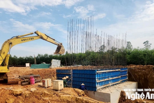 Nghệ An: Duy trì tiến độ, không để bị 'đóng băng' dự án đầu tư công quy mô lớn sau sáp nhập xã