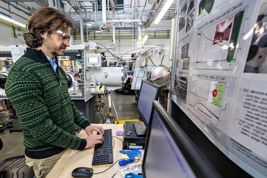 Scandal trong giới học thuật: Hàng trăm nghìn bài báo khoa học bị phát hiện do AI tạo ra?